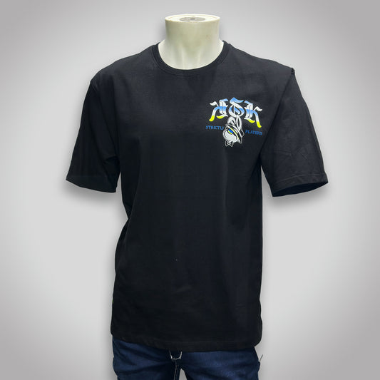 Urban black graphic t-shirt with front logo design